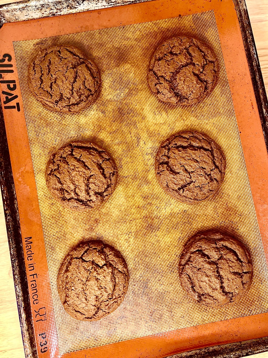 Ginger molasses cookie