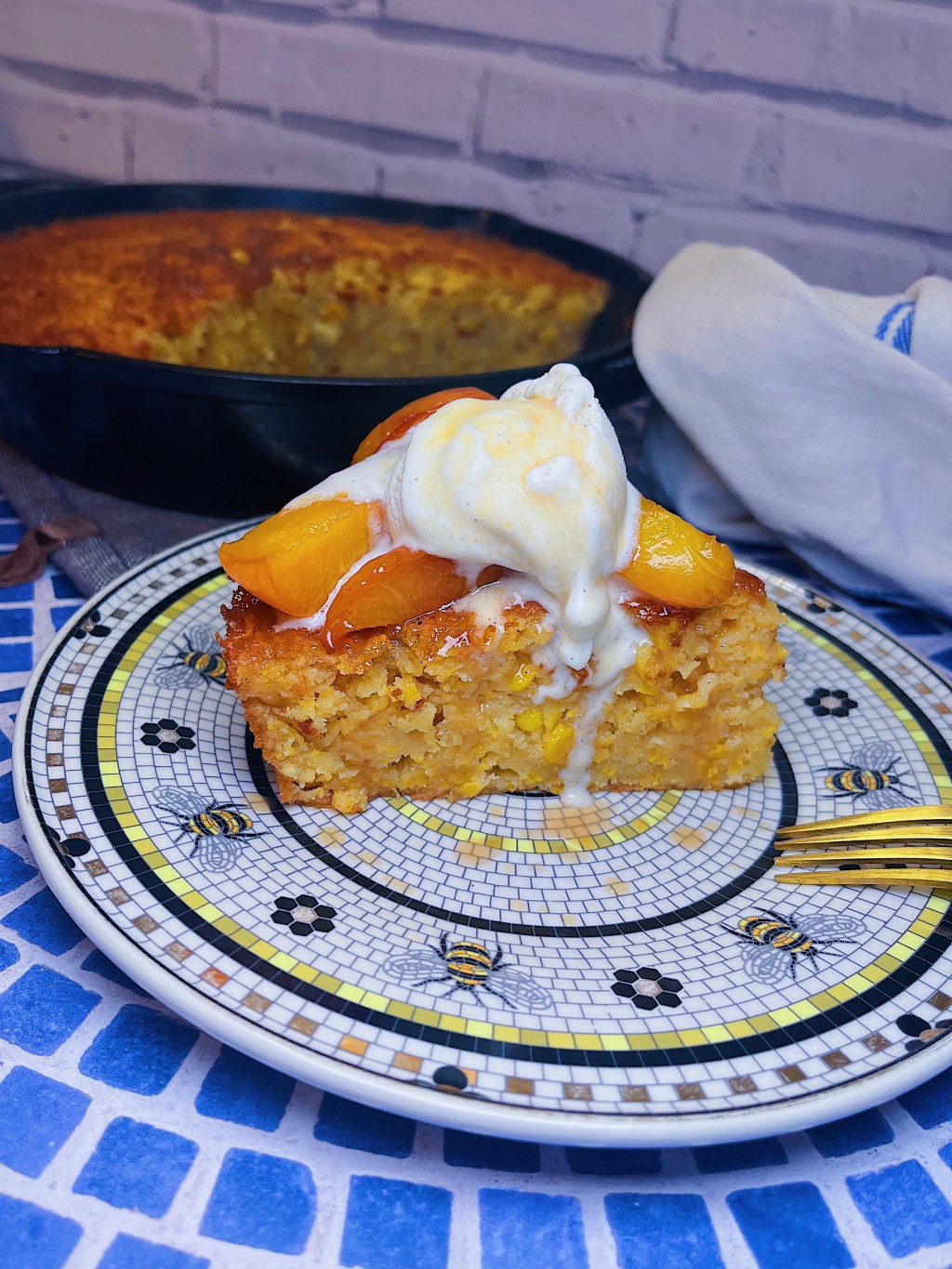 Irresistible Sweet Corn Cake Recipe with&nbsp;Peaches